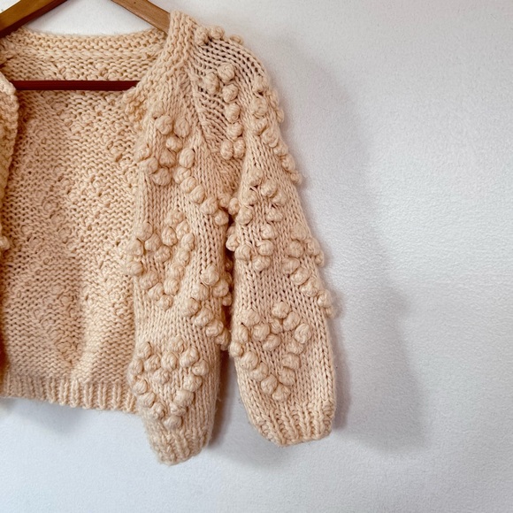 Hand Knit Your Love Cardigan Sweater In Ivory Girl Sz 5/6 - Picture 4 of 14